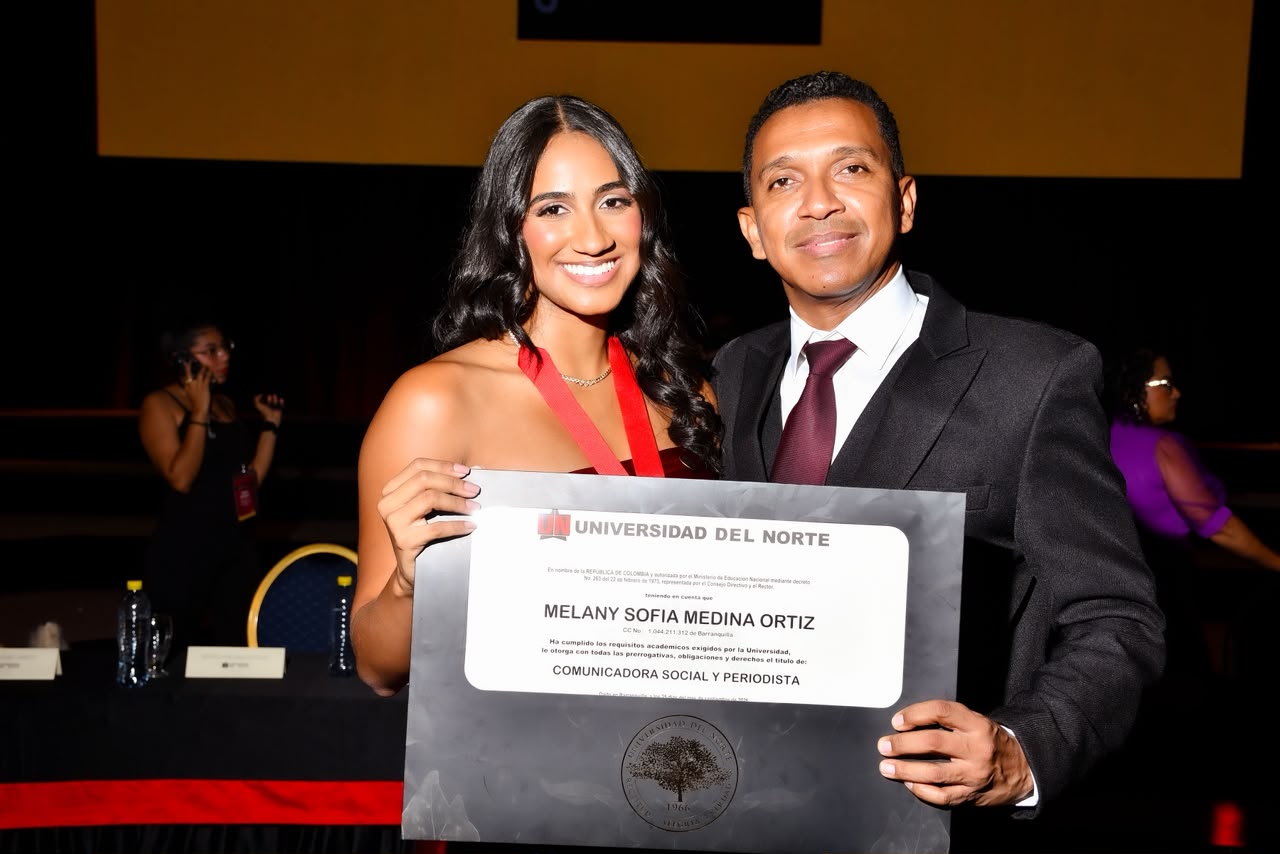 La profesional Melany Medina con su padre Carlos Medina