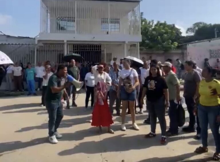 Malambo sin agua y con facturas altas crece la indignación de la comunidad