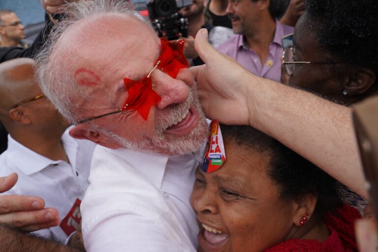 Lula frena a la ultraderecha y derrota la estrategia de Trump y los algoritmos